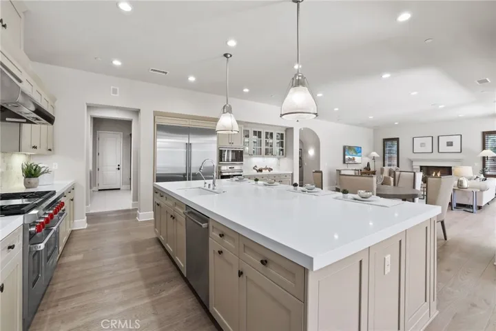 109 Andirons, Irvine, California 92602