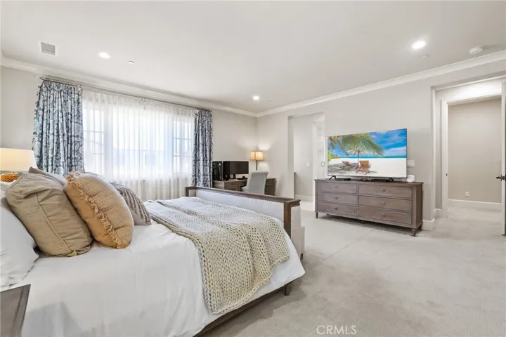 109 Andirons, Irvine, California 92602