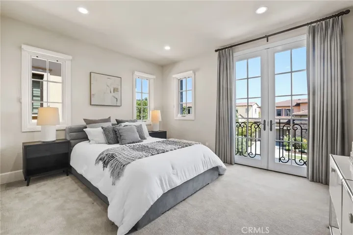 109 Andirons, Irvine, California 92602