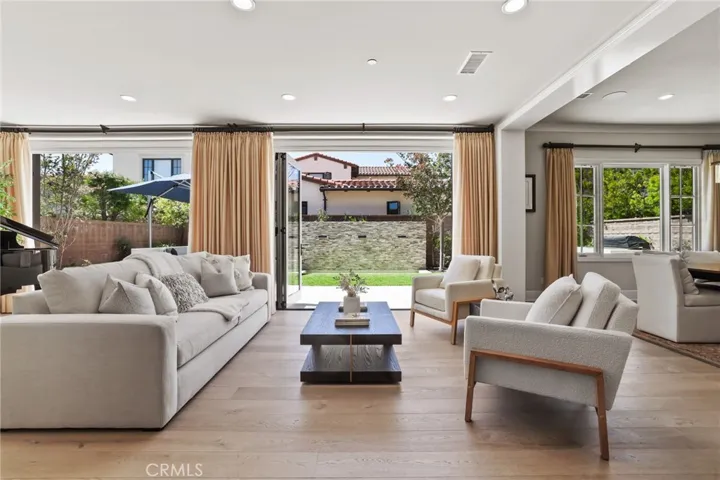 109 Andirons, Irvine, California 92602
