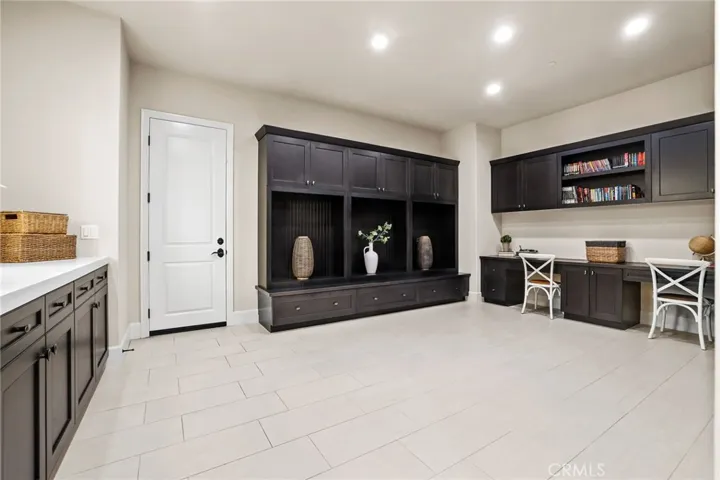 109 Andirons, Irvine, California 92602