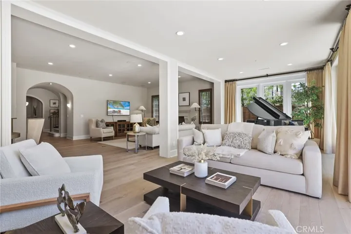109 Andirons, Irvine, California 92602