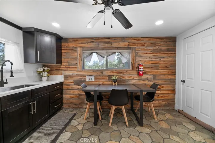 dining table negotiable