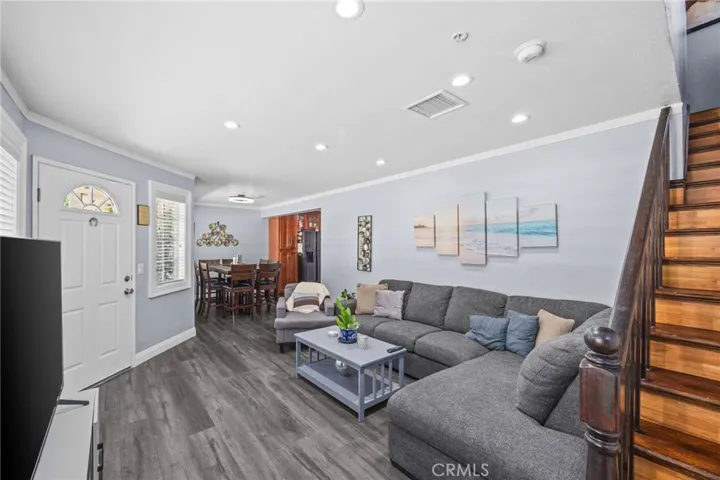 9333 Elm Vista Drive 4, Downey, California 90242