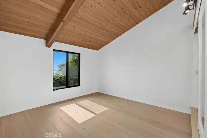 2nd floor bedroom