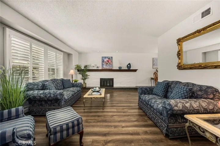 1914 Mabury, Santa Ana, California 92705
