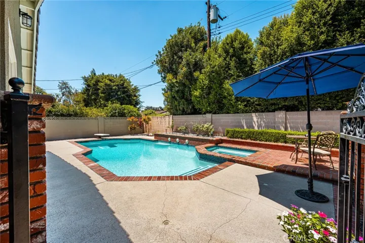 1914 Mabury, Santa Ana, California 92705