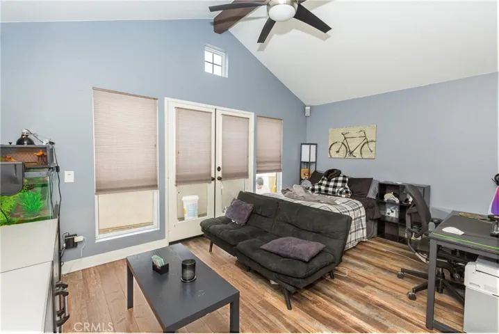 23015 Edenton Place, Valencia, California 91354