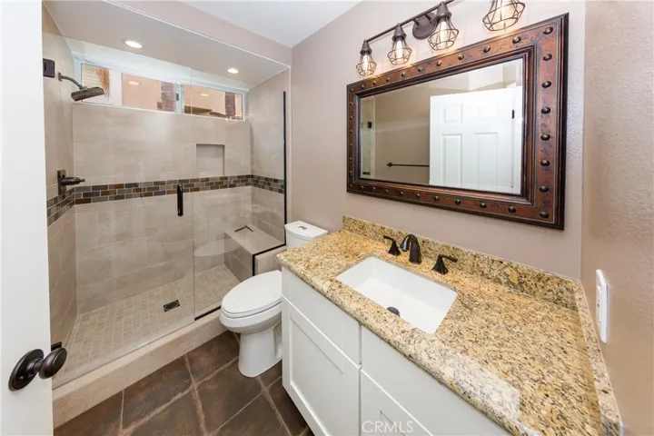 23015 Edenton Place, Valencia, California 91354