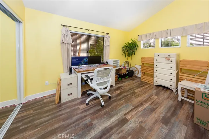 23015 Edenton Place, Valencia, California 91354