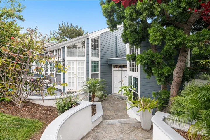 2210 Bridge, Laguna Beach, California 92651