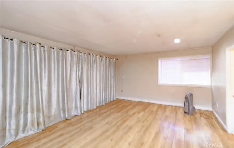 1217 S Huron, Santa Ana, California 92704