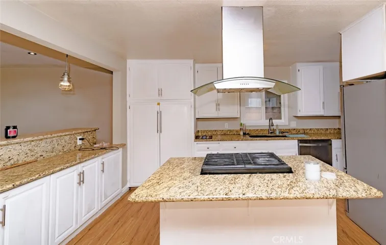 1217 S Huron, Santa Ana, California 92704