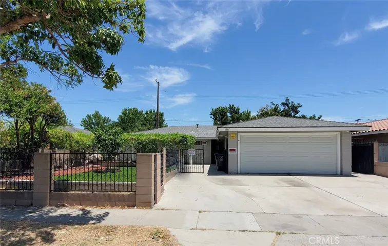 1217 S Huron, Santa Ana, California 92704