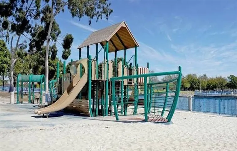 1217 S Huron, Santa Ana, California 92704