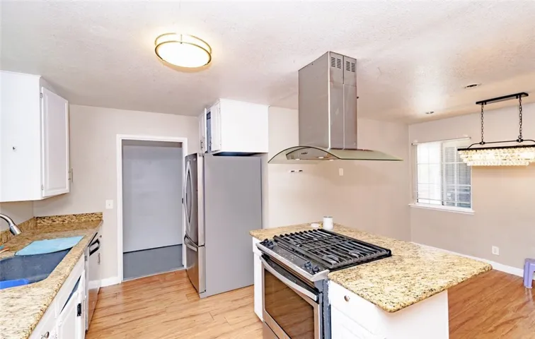 1217 S Huron, Santa Ana, California 92704