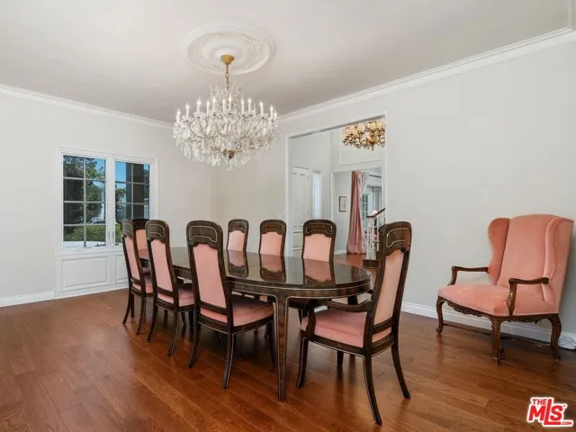 2720 Aqua Verde Circle, Los Angeles, California 90077