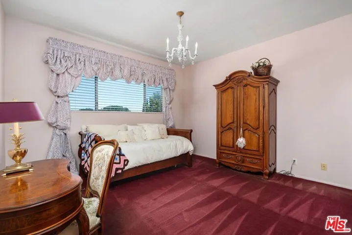 2720 Aqua Verde Circle, Los Angeles, California 90077
