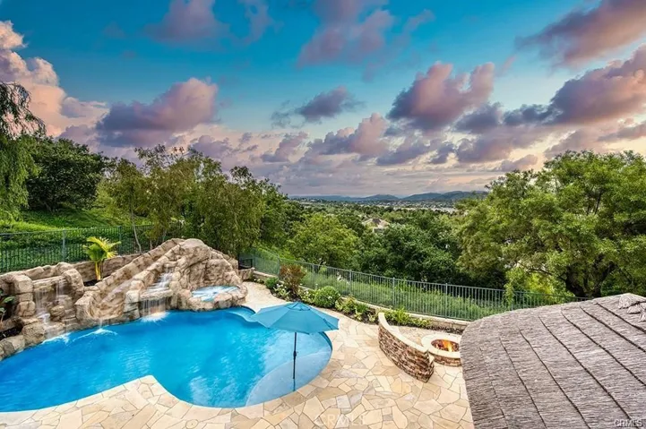 2 Wandering River, Coto De Caza, California 92679