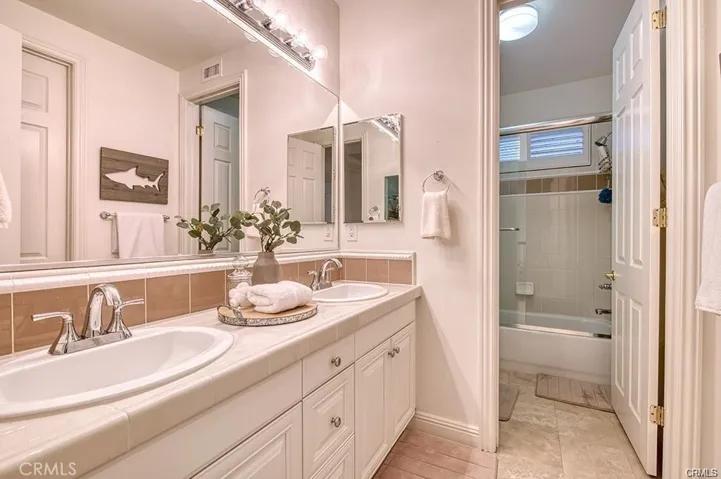2 Wandering River, Coto De Caza, California 92679