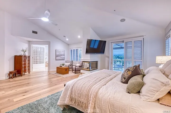 2 Wandering River, Coto De Caza, California 92679