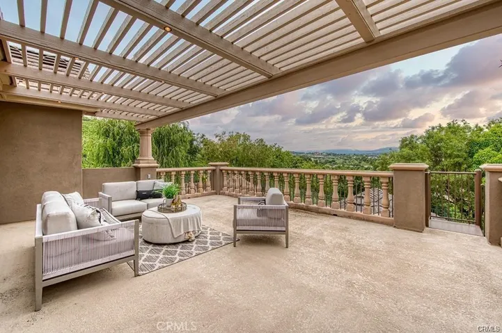 2 Wandering River, Coto De Caza, California 92679