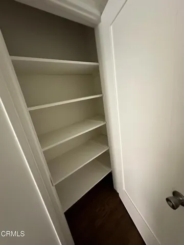 closet apt 5