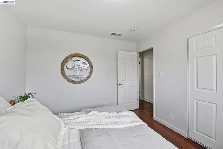 27864 Hummingbird Ct, Hayward, California 94545-4042