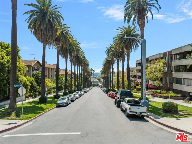 1750 Camino Palmero Street 237, Los Angeles, California 90046