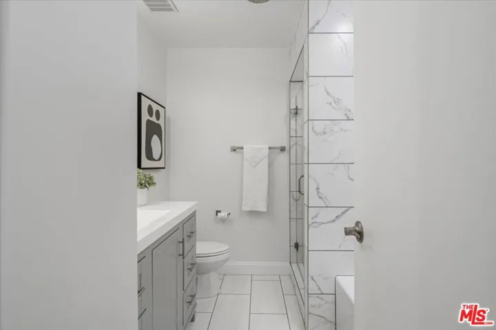 1750 Camino Palmero Street 237, Los Angeles, California 90046