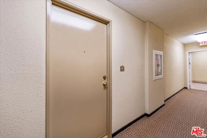 1750 Camino Palmero Street 237, Los Angeles, California 90046