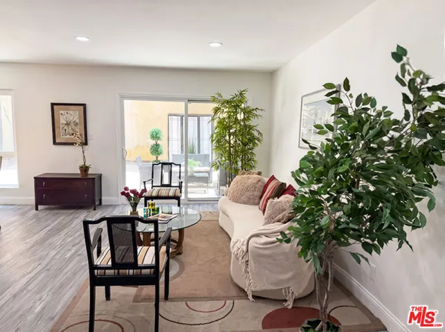 1750 Camino Palmero Street 237, Los Angeles, California 90046