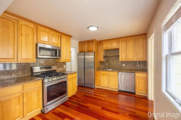 790 Noriega Way, Pacifica, California 94044