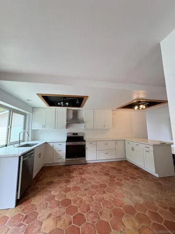 2735 Waterbury Way, Carlsbad, California 92010