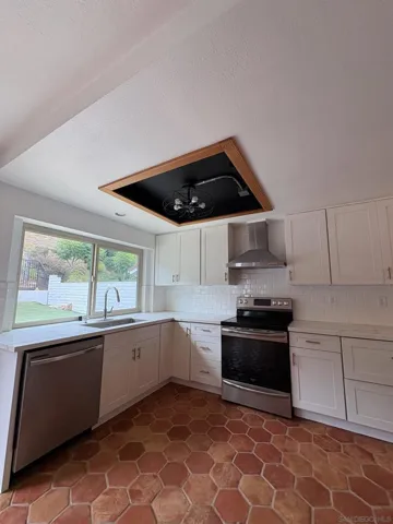 2735 Waterbury Way, Carlsbad, California 92010