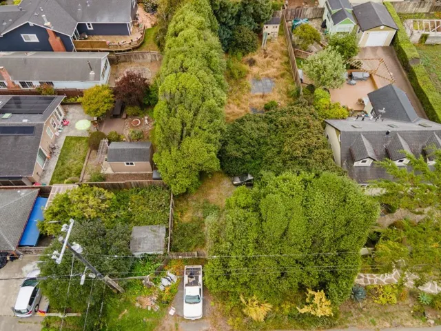1213 Audubon Avenue, Montara, California 94037