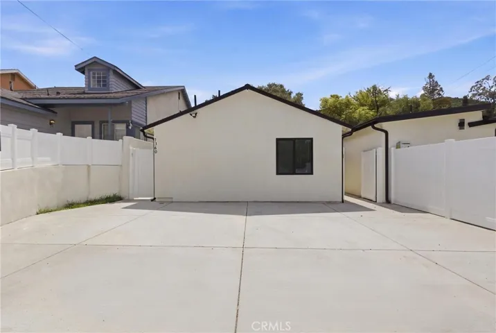 ADU Front Yard with 2 separate accesses
