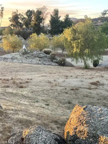 21861 Horseshoe, Nuevo, California 92567