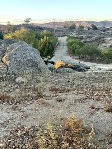 21861 Horseshoe, Nuevo, California 92567