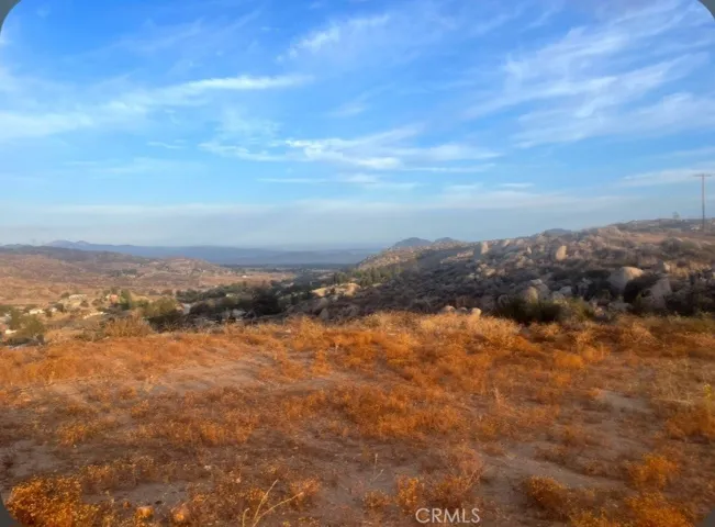 21861 Horseshoe, Nuevo, California 92567