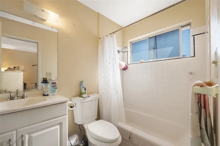 646 S Grand Street, Orange, California 92866