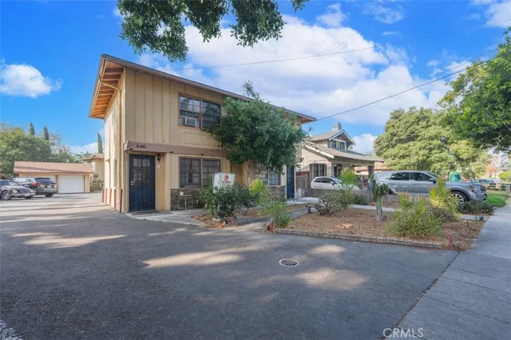 646 S Grand Street, Orange, California 92866