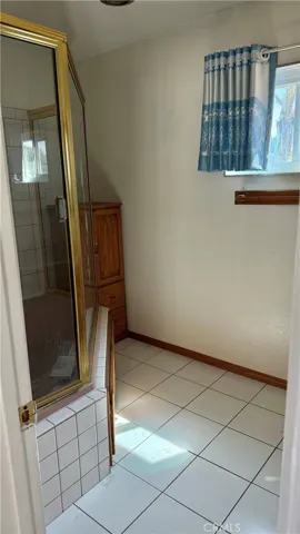 519 Ellingbrook, Montebello, California 90640