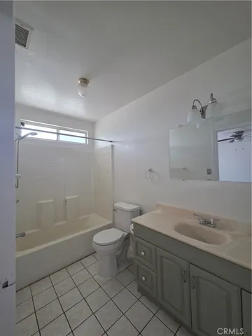 Master Bedroom Bathroom