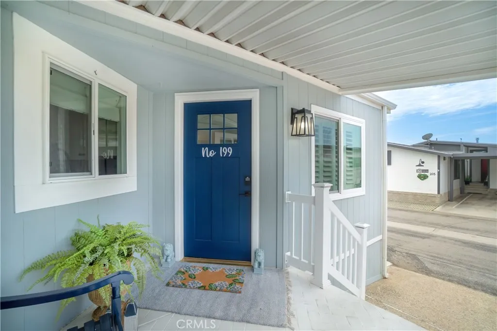 2275 W 25th 199