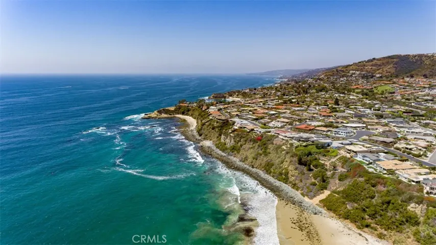 25 Cassis, Dana Point, California 92629