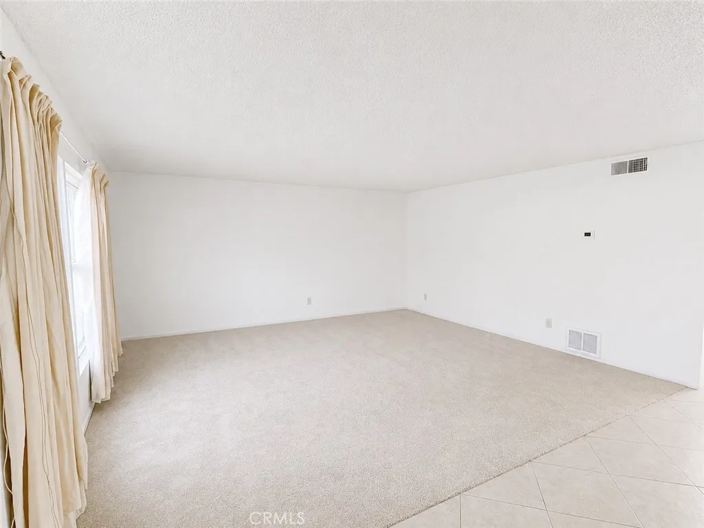 139 E Cypress, Redlands, California 92373 — photo 4