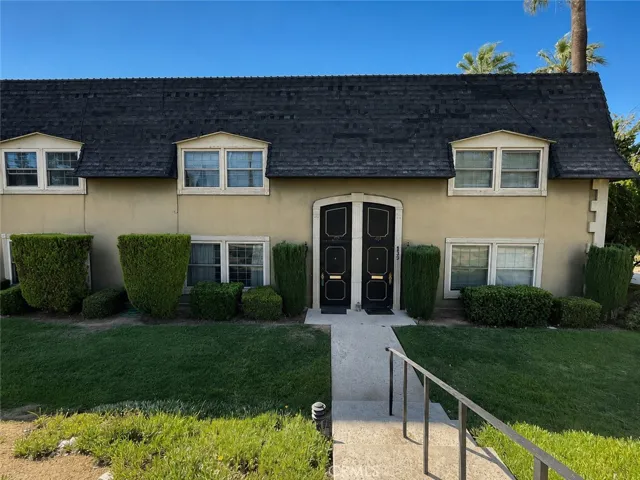 139 E Cypress, Redlands, California 92373