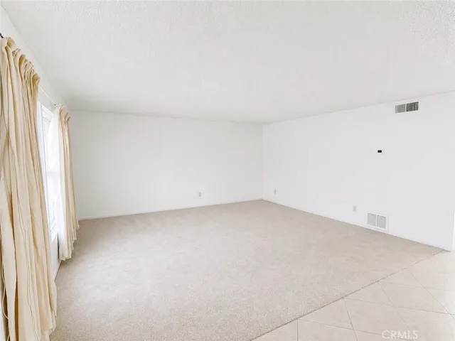 139 E Cypress, Redlands, California 92373 — photo 4