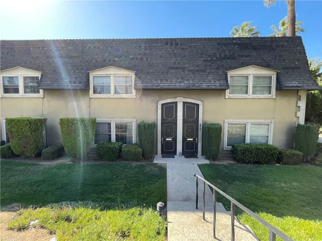 139 E Cypress, Redlands, California 92373